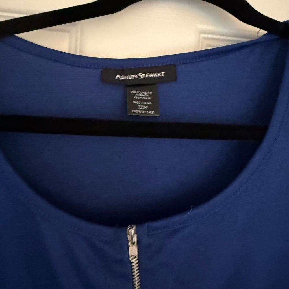 ASHLEY STEWART ZIPPER DRESS - Picture 2 of 2